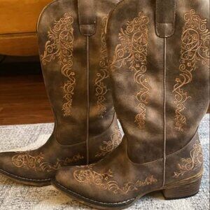 Roper Women’s Riley Scroll Boot